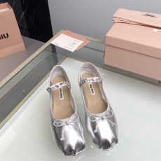 Miu Miu flat shoes